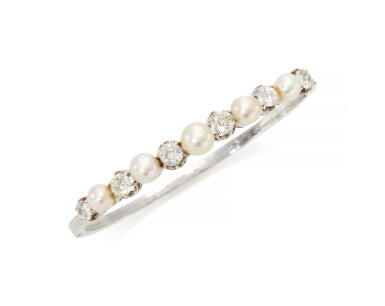 View full screen - View 1 of Lot 7. PEARL AND DIAMOND BRACELET (BRACCIALE CON PERLE E DIAMANTI) .