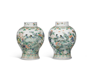 View full screen - View 1 of Lot 111. A pair of famille verte baluster jars, Qing dynasty, Kangxi period | 清康熙 彩繪花鳥紋大罐一對.