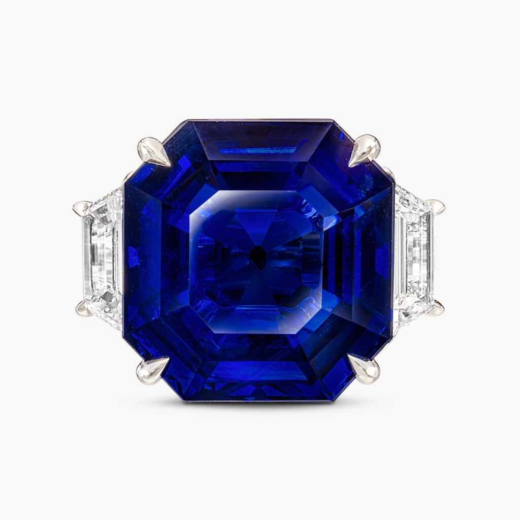 View full screen - View 1 of Lot 1819. Sapphire and Diamond Ring | 17.60克拉 天然「緬甸」未經加熱藍寶石 配 鑽石 戒指.
