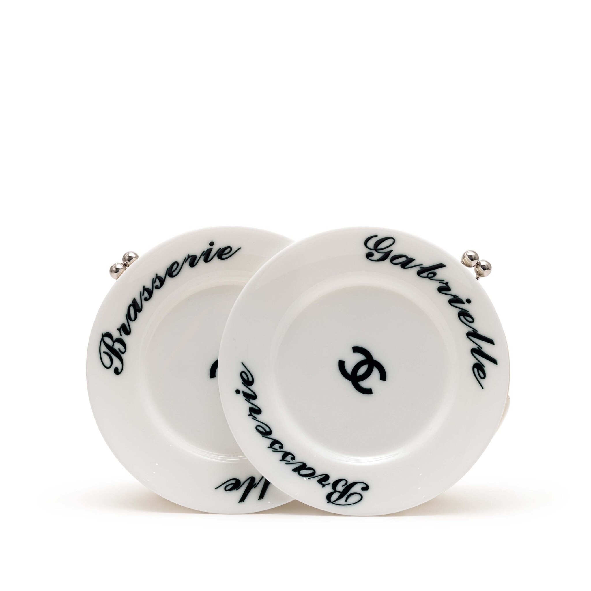 Auth Spa - Dịch Vụ Spa Túi Xách, Giày Dép Authentic Tại HCM. White Plexiglass and Calfskin Brasserie Gabrielle Minaudière Double Plate Clutch Silver Hardware, 2015 | Handbags & Accessories | The Chanel Collection | 2022 | Sotheby's