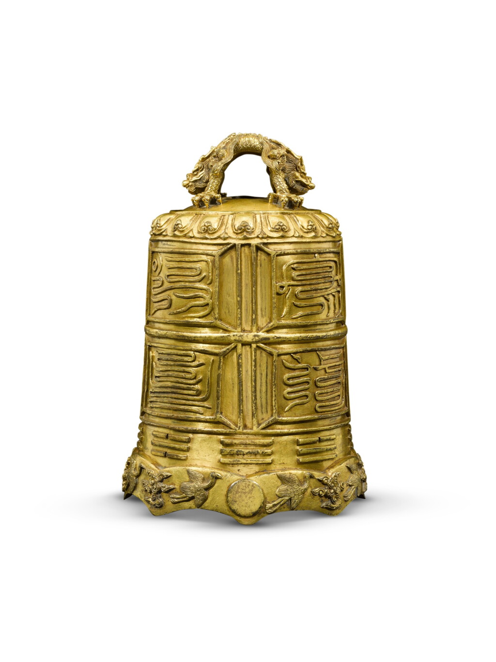View full screen - View 1 of Lot 251. A rare gilt-bronze bell, Ming dynasty, 16th century | 明十六世紀 鎏金銅交龍鈕鐘.
