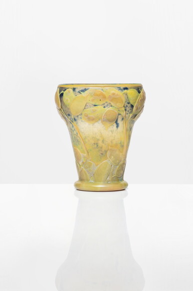 View full screen - View 1 of Lot 46. Monnaies du pape vase, circa 1910.