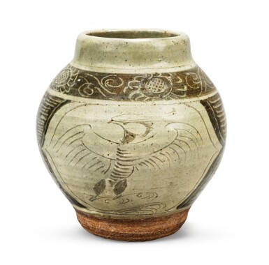 View full screen - View 1 of Lot 142. Bernard Leach (1887-1979), A large celadon-glazed 'egret' vase, circa 1930s | 約1930年代 伯納德·利奇(1887-1979) 青釉鷺紋瓶.