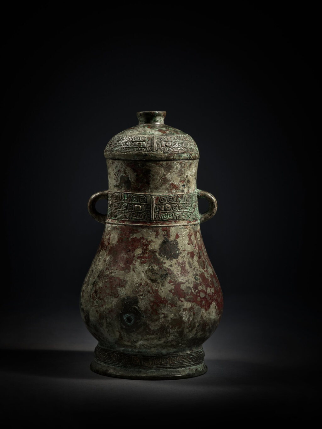 View full screen - View 1 of Lot 16. The Ju Fu Ding You, Early Western Zhou dynasty | 西周初 舉父丁卣.