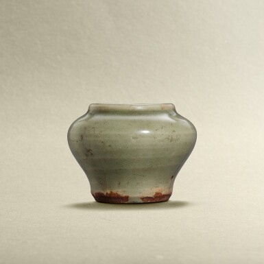 View full screen - View 1 of Lot 5715. A small Longquan celadon-glazed jar, Yuan - Ming dynasty | 元至明 龍泉青釉小罐.