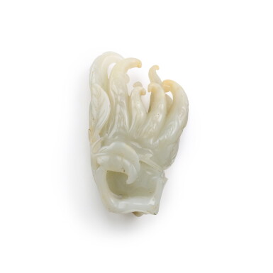 View full screen - View 1 of Lot 251. A PALE CELADON JADE FINGER CITRON, QING DYNASTY, 18TH/19TH CENTURY | 清十八/十九世紀 青白玉佛手.
