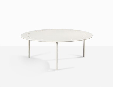 Voir en plein écran - Voir 1 du lot 21. Copacabana table, designed in 1955 .
