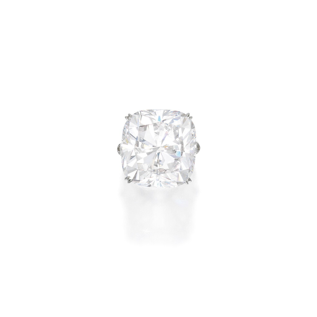 View full screen - View 1 of Lot 658. Impressive diamond ring | 海瑞溫斯頓鑽石戒指.