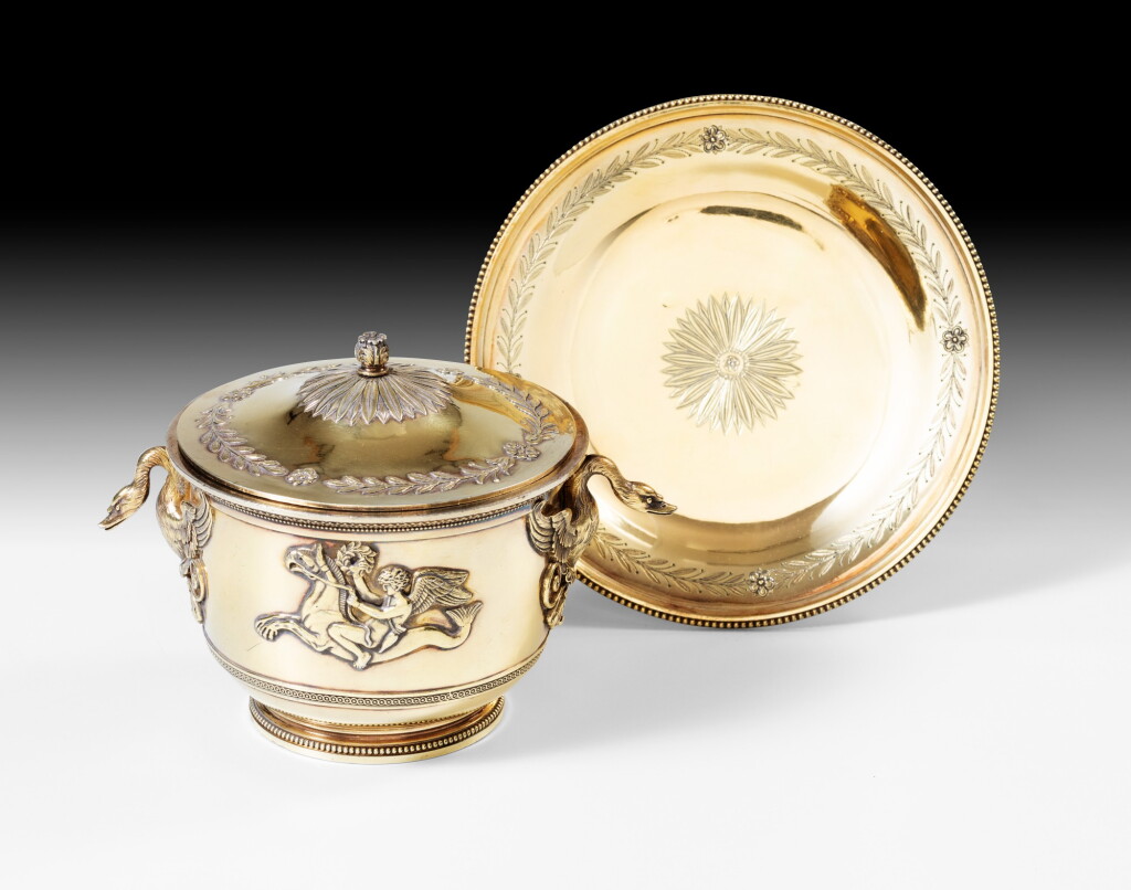 View full screen - View 1 of Lot 94. A French silver-gilt covered entree-dish and stand, Martin-Guillaume Biennais, Paris, 1801-1809 | Bouilllon couvert et son présentoir en vermeil par Martin-Guillaume Biennais, Paris, 1801-1809.