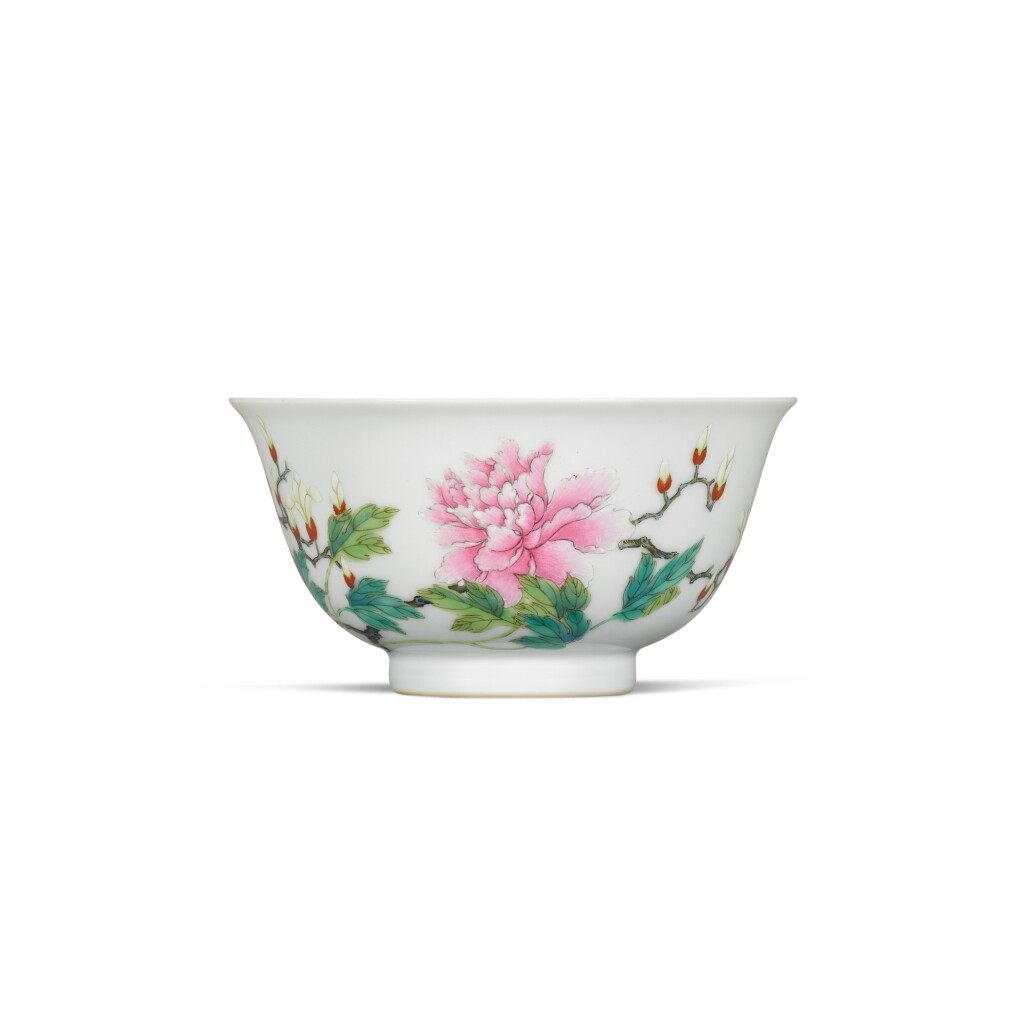 View full screen - View 1 of Lot 14. A famille-rose ‘floral’ bowl, Mark and period of Yongzheng | 清雍正 粉彩花卉紋盌 《大清雍正年製》款.