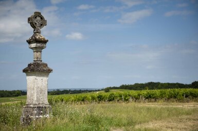 View full screen - View 1 of Lot 376. Château Angélus 2009 (3 DM).