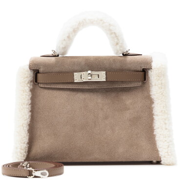 View full screen - View 1 of Lot 343. Limited Edition Gris Caillou Chamois Grizzly, Etoupe Swift and Ecru Shearling Teddy Plush Mini Kelly II 20 Palladium Hardware, 2023.