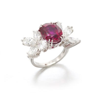 View full screen - View 1 of Lot 297. Ruby and diamond ring (Anello con rubino e diamanti).