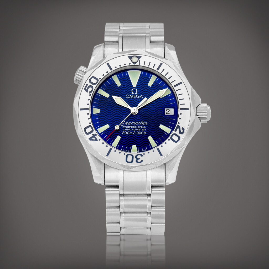 View full screen - View 1 of Lot 996. Seamaster 300m, Reference 2253.80.00 | A stainless steel wristwatch with date and bracelet, Circa 2006 | 歐米茄 | 海馬系列300米 型號2253.80.00 | 精鋼鏈帶腕錶,備日期顯示,約2006年製.