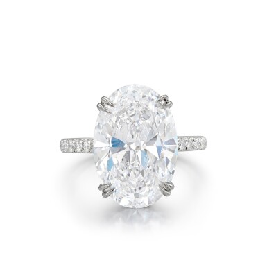 View full screen - View 1 of Lot 1834. Diamond Ring | 海瑞溫斯頓 | 7.60克拉 橢圓形 D色 內部無瑕 鑽石戒指.