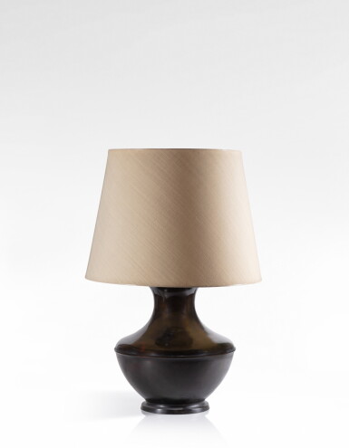 View full screen - View 1 of Lot 123. A large bronze vase, Japan, Meiji - Taisho period, early 20th century.
