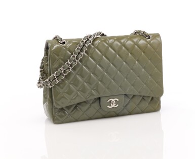 View full screen - View 1 of Lot 43. Green/grey patent leather with silver-tone metal classic shoulder bag.