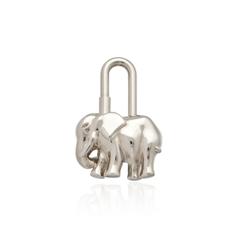 Hermès HERMES Elephant Cadena Charm Silber Auth bs9726 (Verkauft) - Joli Closet Hermès HERMES Elephant Cadena Charm Silber Auth bs9726 (Verkauft) - Joli Closet