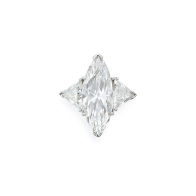 View full screen - View 1 of Lot 86. Diamond Ring.