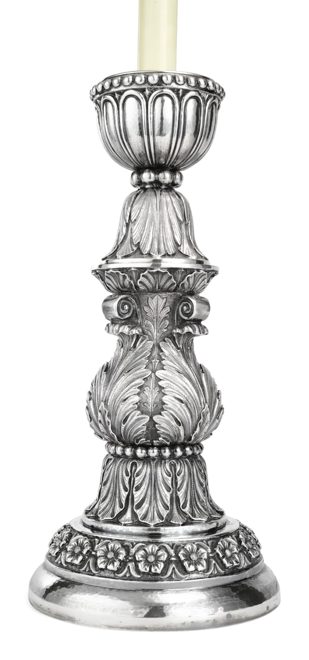 View full screen - View 1 of Lot 427. AN ITALIAN SILVER TABLE LAMP, BUCCELLATI, 20TH CENTURY.