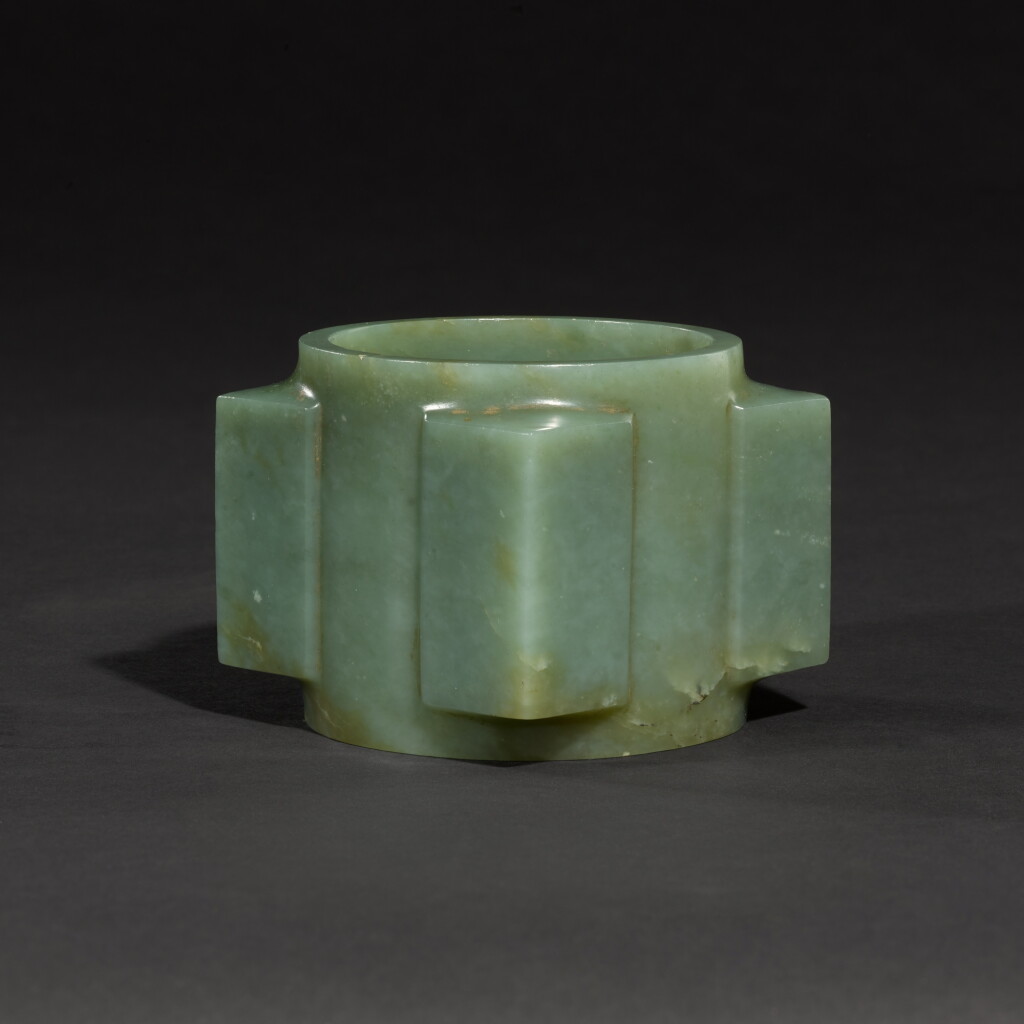 View full screen - View 1 of Lot 167. A bluish green jade cong, Shang dynasty or later | 商或以後 玉琮.