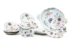 A Chinese export porcelain part service, Qing dynasty, mid 18th century