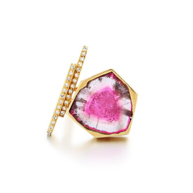 View full screen - View 1 of Lot 225. Bague tourmaline et diamants, "Flèche" | Tourmaline and diamond ring, 'Flèche'.