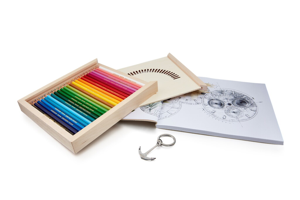 View full screen - View 1 of Lot 8168. A commemorative set of coloured pencils, sketchbook and a Submariner anchor keychain made for Basel World 2020 | 勞力士 | 一套紀念顏色鉛筆、素描本及 Submariner 船錨鑰匙扣,為 Basel World 2020 而製.