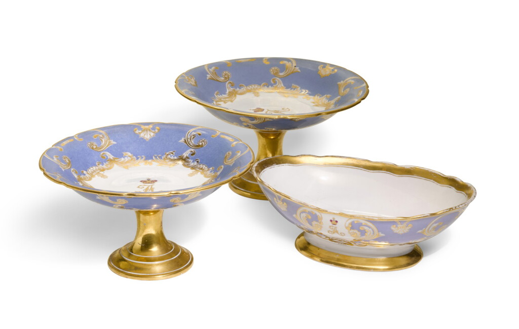 View full screen - View 1 of Lot 157. TWO PORCELAIN TAZZAS AND A VEGETABLE DISH FROM THE FARM PALACE BANQUET SERVICE, IMPERIAL PORCELAIN FACTORY, ST PETERSBURG, PERIOD OF ALEXANDER III (1881-1894) AND NICHOLAS II (1894-1917).