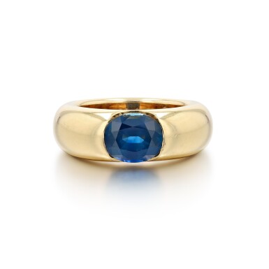 View full screen - View 1 of Lot 110. Cartier | Bague saphir | Sapphire ring.