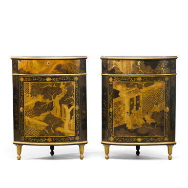 View full screen - View 1 of Lot 73. A pair of Victorian lacquer corner cabinets, in the manner of Chippendale, 19th century.