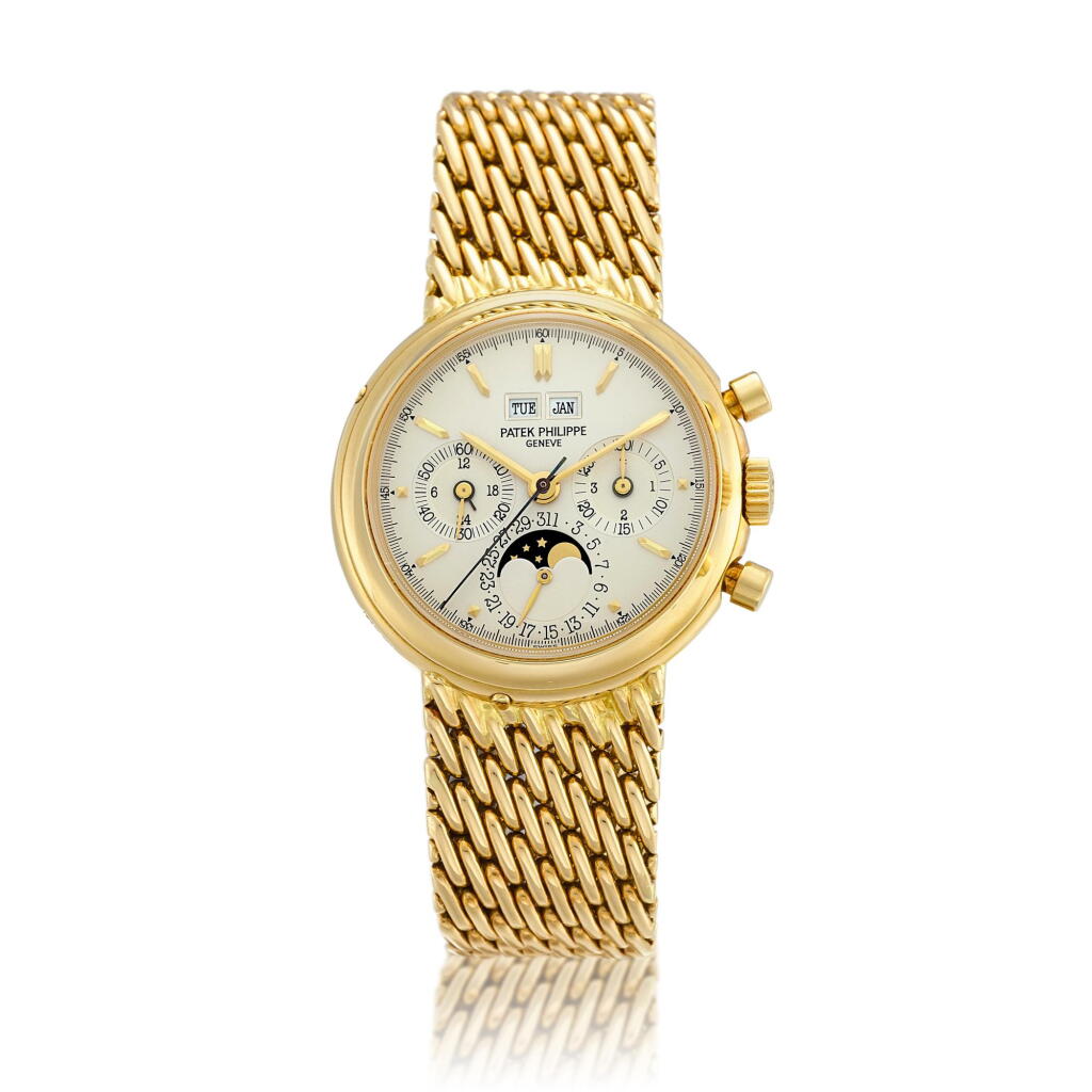 View full screen - View 1 of Lot 2174. Reference 3970/2 | A yellow gold perpetual calendar chronograph bracelet watch with moon phases, 24 hours and leap year indication, Made in 1992 | 百達翡麗 | 型號3970/2 | 黃金萬年曆計時鏈帶腕錶,備月相、24小時及閏年顯示,1992年製.