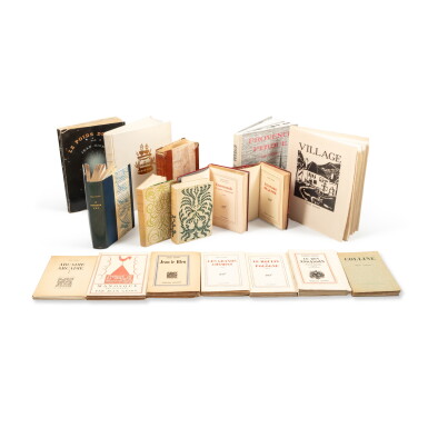 View full screen - View 1 of Lot 182. Ensemble de 16 ouvrages, en édition originale ou en grand papier, dont deux avec envoi. .