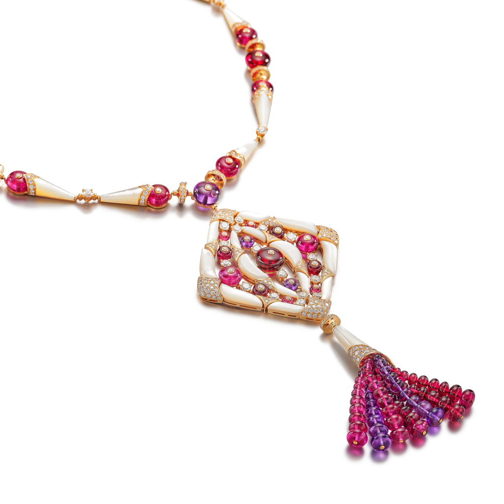 View full screen - View 1 of Lot 276. Gem Set and Diamond Necklace | 寶格麗 | 寶石 配 鑽石 項鏈.