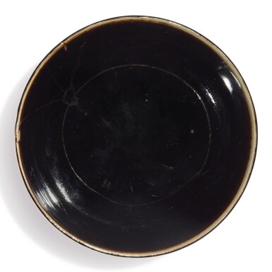View full screen - View 1 of Lot 122. A rare 'Ding' black-glazed bowl, Northern Song dynasty | 北宋 定窰黑釉茶盞.
