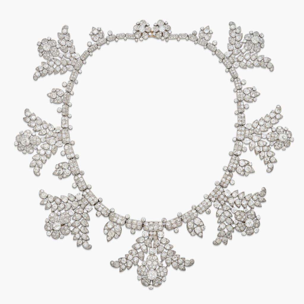 View full screen - View 1 of Lot 17. Exquisite Diamond Necklace 卡地亞 | 精緻華美 鑽石 項鏈.