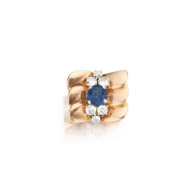 View full screen - View 1 of Lot 156. Van Cleef & Arpels | Gold, Sapphire and Diamond Ring, France.