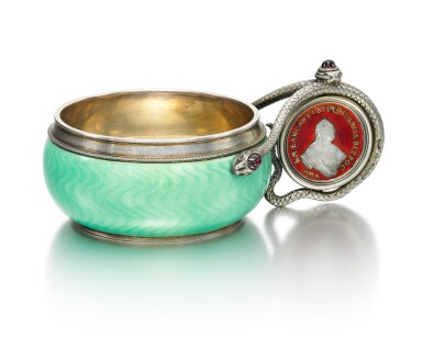View full screen - View 1 of Lot 2. A FABERGÉ GEM-SET SILVER-GILT AND GUILLOCHÉ ENAMEL CHARKA, WORKMASTER ANDERS (ANTTI) NEVALAINEN, ST PETERSBURG, 1899-1903.