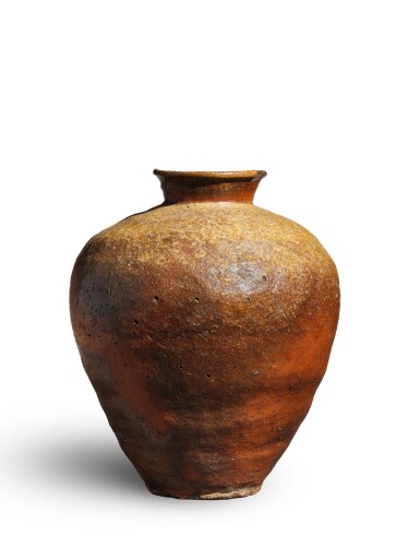 A large stoneware storage jar, Shigaraki ware, Muromachi period, 14th – 15th century | 信楽自然釉大壺 室町時代 14~15世紀