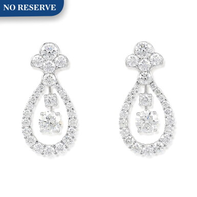 View full screen - View 1 of Lot 1060. Pair of Diamond Pendent Earrings | 格拉夫| 鑽石耳墜一對 (鑽石共重約2.90克拉).