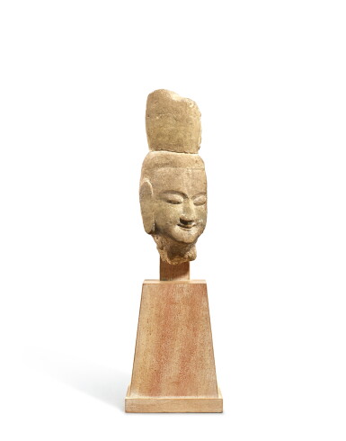 View full screen - View 1 of Lot 2011. A sandstone head of Buddha, Northern Wei dynasty | 北魏 砂岩石雕佛首.