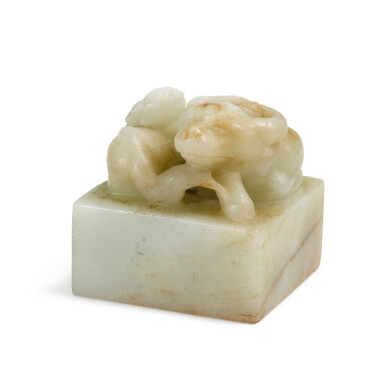 View full screen - View 1 of Lot 28. A celadon jade 'buffalo and qilin' seal, Qing dynasty | 清 青玉「大中丞章」印.
