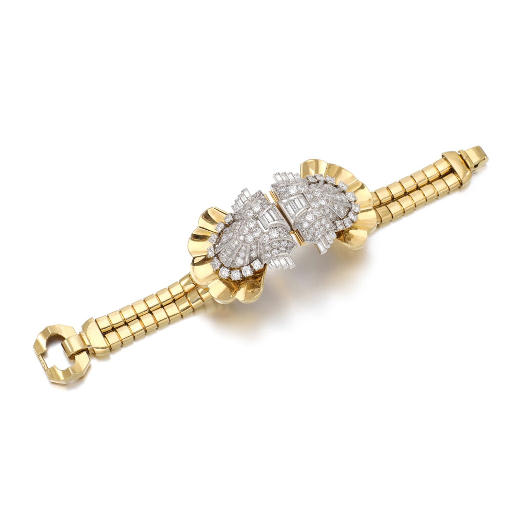View full screen - View 1 of Lot 515. Diamond double clip/bracelet, circa 1937 | 卡地亞鑽石胸針一對/手鏈,年份約1937.
