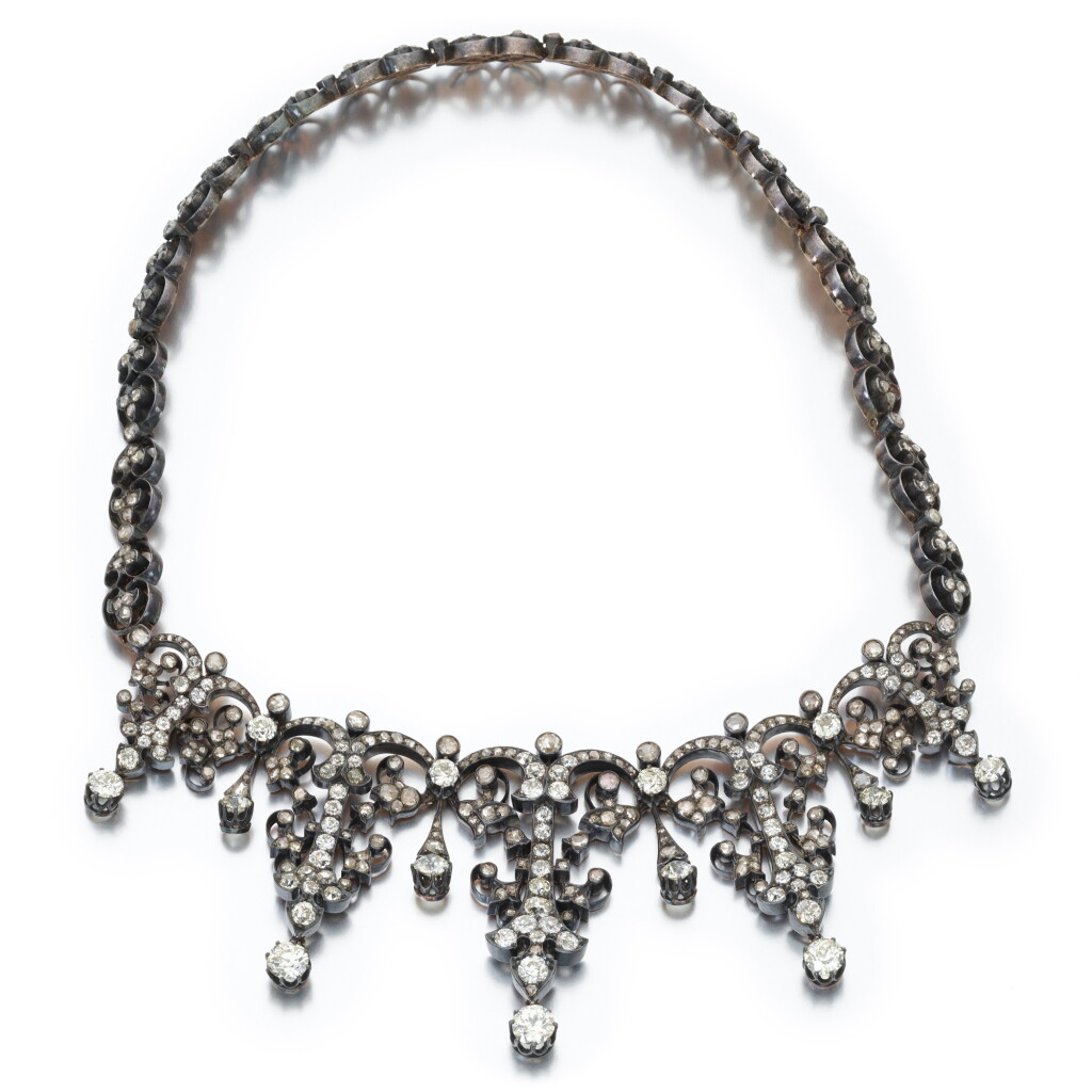 View full screen - View 1 of Lot 634. Diamond Necklace.