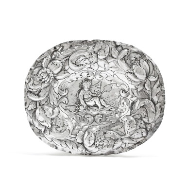 View full screen - View 1 of Lot 514. A German small silver presentation oval dish, Augsburg, circa 1680 | Petit plat d'ostentation ovale en argent, Augsbourg, vers 1680.