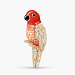 Coral, Carnelian, Onyx and Diamond Brooch | 梵克雅寶 | 珊瑚 配 紅玉髓 配 縞瑪瑙 及 鑽石 胸針