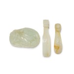 Two white jade 'chilong' belt hook and a pale celadon jade 'Buddhist lion' belt buckle, Qing dynasty, 19th century | 清十九世紀 白玉雕仿古紋龍首帶鉤兩件及青白玉雕佛獅紋帶扣