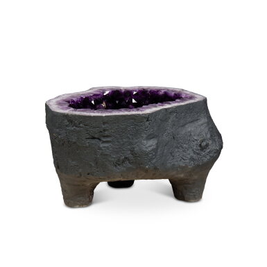 View full screen - View 1 of Lot 247. Table basse.
