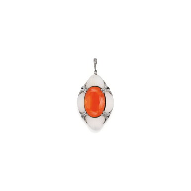 View full screen - View 1 of Lot 229. PENDENTIF OPALE DE FEU, PIERRES DE COULEUR ET DIAMANTS, VERS 1920 | FIRE OPAL, GEM SET AND DIAMOND PENDANT, 1920S.