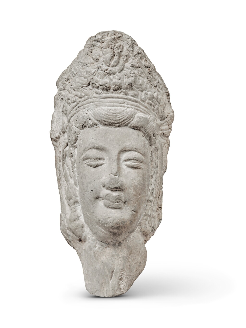 View full screen - View 1 of Lot 726. A pottery head of a bodhisattva | 陶菩薩首像.